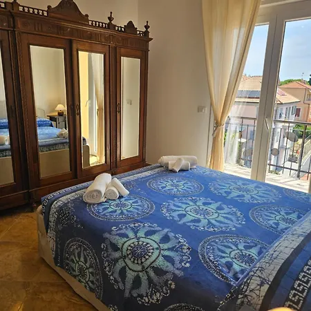 La Casa Di Iole A San Lorenzo, Trilocale In Via Pietrabruna Vicino Alle Spiagge * San Lorenzo al Mare