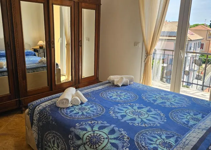 La Casa Di Iole A San Lorenzo, Trilocale In Via Pietrabruna Vicino Alle Spiagge * San Lorenzo al Mare