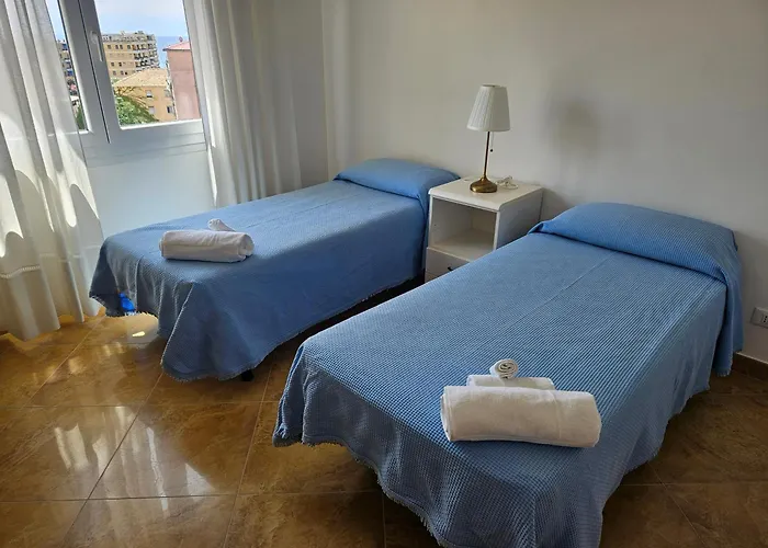La Casa Di Iole A San Lorenzo, Trilocale In Via Pietrabruna Vicino Alle Spiagge *