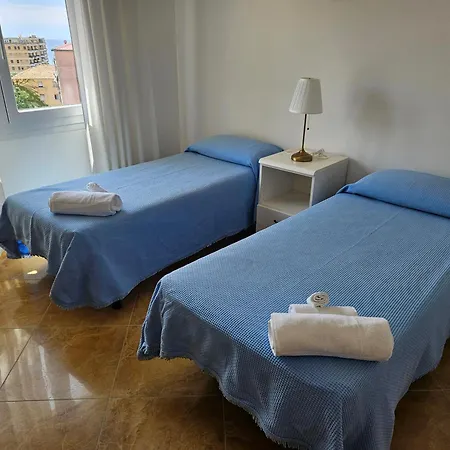 La Casa Di Iole A San Lorenzo, Trilocale In Via Pietrabruna Vicino Alle Spiagge *